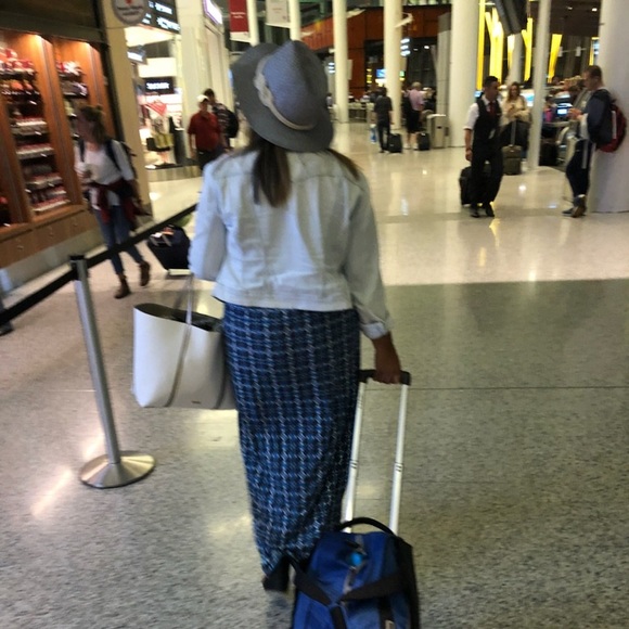 Meet your Posher, Theresa - Picture 1 of 1